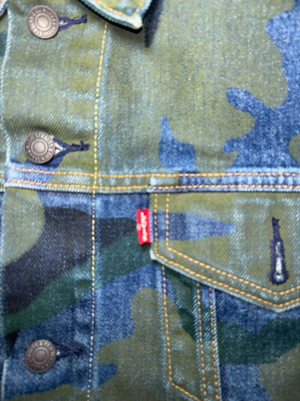 Levi's Premium Phalarope Camo Trucker Jean Jacket - Picture 3 of 5